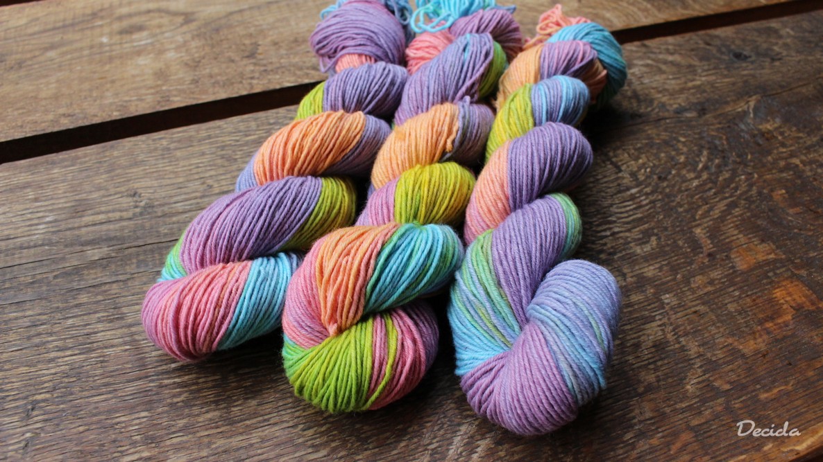 "Luční kvítí" - nové MERINO bez sw 4mm