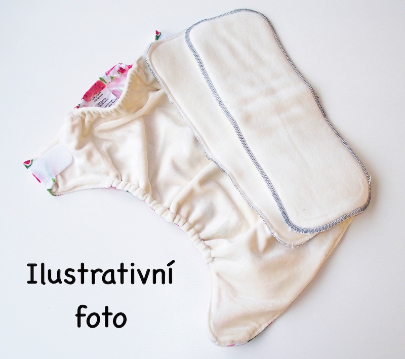 Kapsová plena Little Lil (aksamit, prodyšný PUL) - Trojúhelníky mandaly